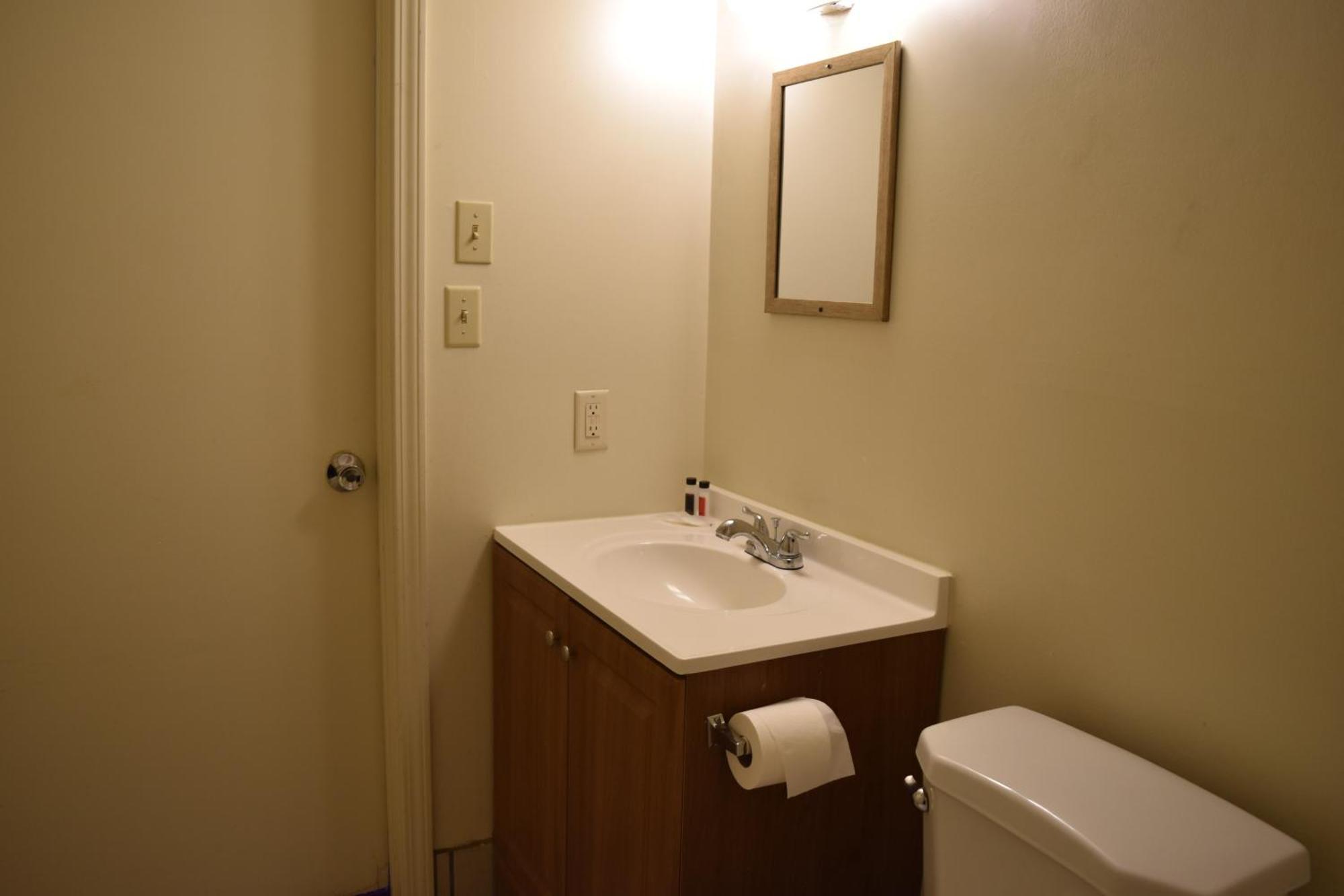 Plymouth Motor Lodge Luaran gambar